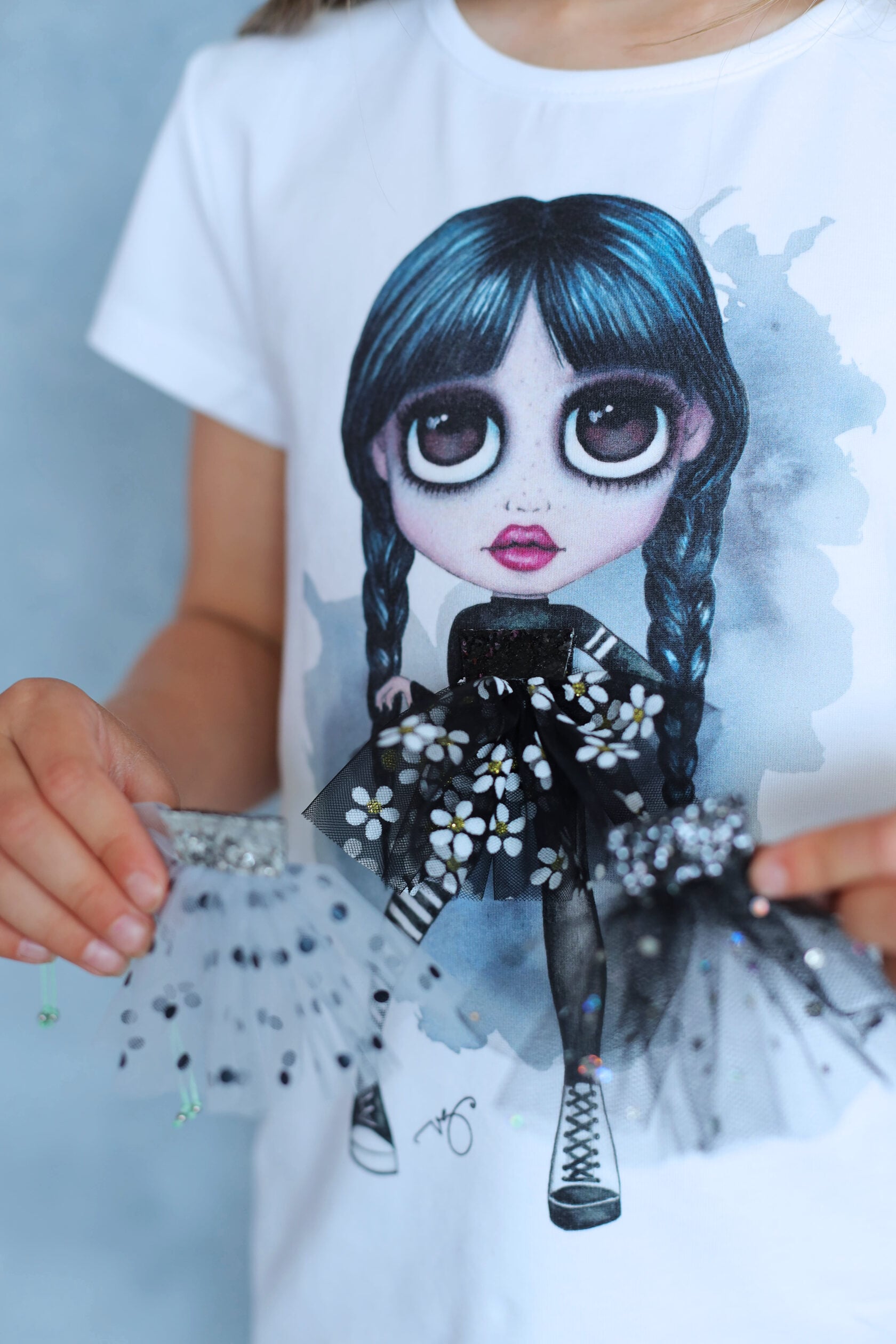 Wednesday White - Interactive T-shirt with Changeable Accessories
